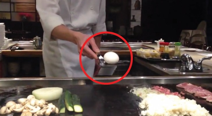 Lezioni di cucina: quando saprete rompere un uovo COSÌ potrete considerarvi dei veri chef