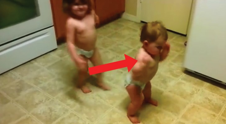 Two Toddlers Have Fun getting down! Watch this! :)