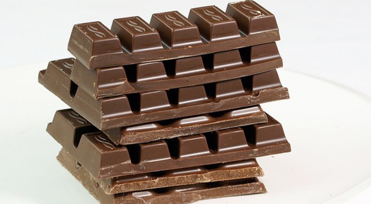 Entro 40 anni dovremo dire addio al cioccolato: ecco la prima vittima dei cambiamenti climatici