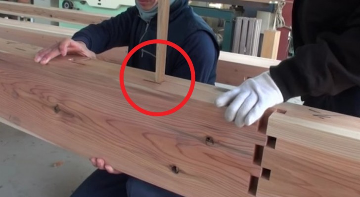 An ancient Japanese procedure that joins wooden planks without glue or nails!