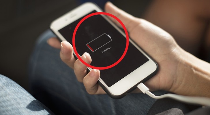 5 common charging errors that damage a smartphone battery