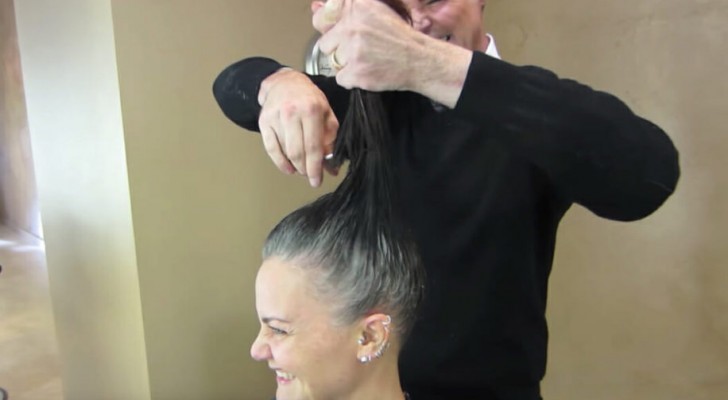 Tired of regrowth, this woman decides to rely on a professional to change her total look