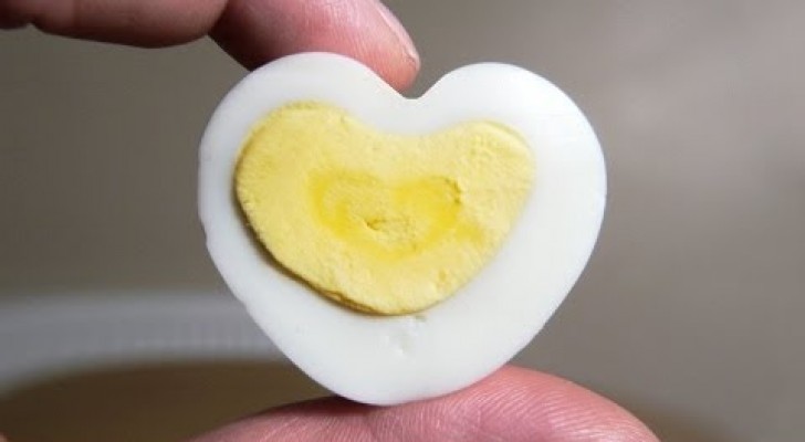 How to make a heart shaped egg
