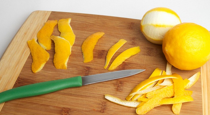 Werft Zitronenschalen niemals weg: Hier sind 20 Arten wie ihr sie verwenden könnt
