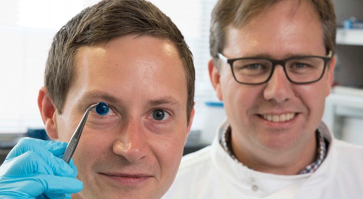I ricercatori hanno costruito la prima cornea stampata 3D: potrebbe cambiare la vita a 10 milioni di persone