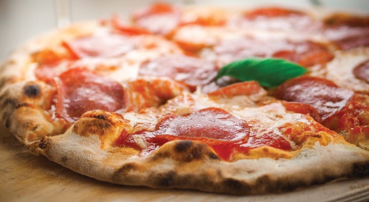 La pizza è l'alimento che dà più dipendenza: l'armonia degli ingredienti la rende irresistibile