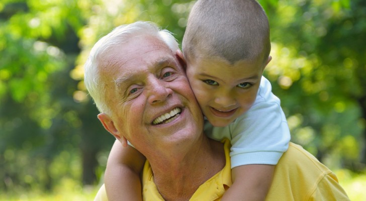 De prachtige voordelen om kinderen op te laten groeien samen met hun grootouders