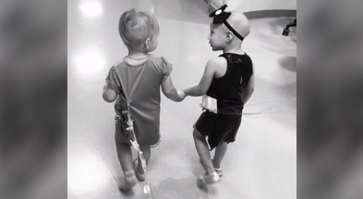 Elles deviennent amies à l'hôpital : 4 ans plus tard, elles se retrouvent pour une séance photo émouvante