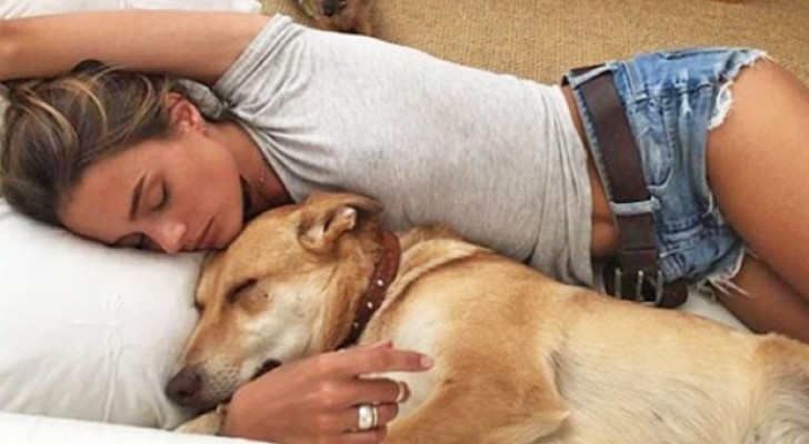 Le donne dormono meglio con il cane che con un uomo, secondo questa ricerca