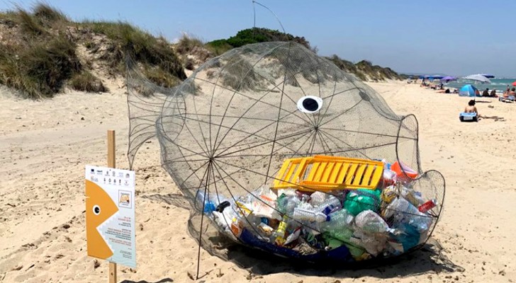 Puglia: arriva il pesce mangia-plastica che ripulirà le nostre spiagge dai rifiuti