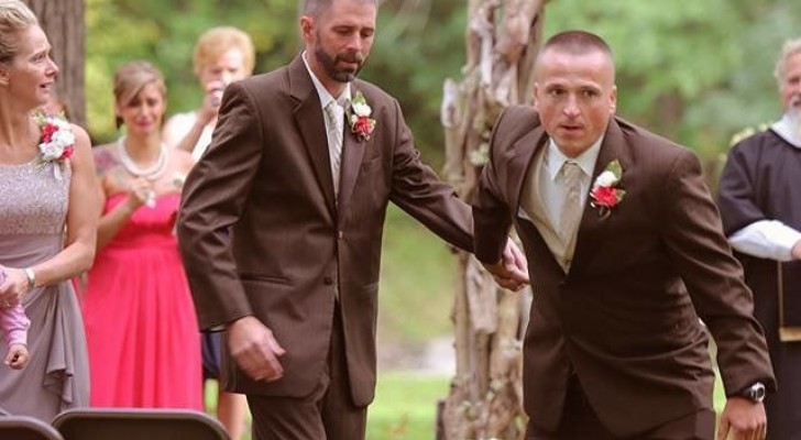 The bride's father stops the wedding ceremony so that her stepfather can also accompany her to the altar