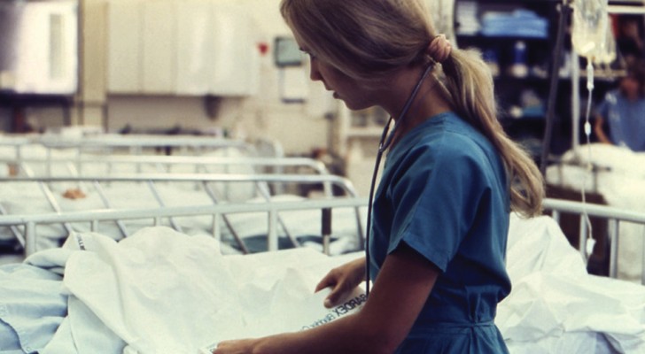 En sjuksköterska har skrivit ett inlägg på Facebook som visar hur osynligt hennes arbete kan vara