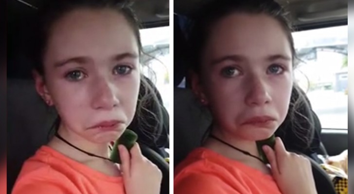 Une petite fille handicapée ne peut pas retenir ses larmes après avoir été victime de harcèlement