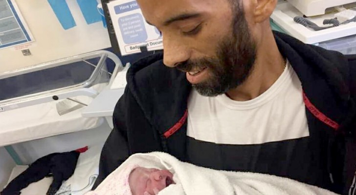 Un père atteint d'un cancer meurt 48 heures après avoir tenu son bébé dans les bras