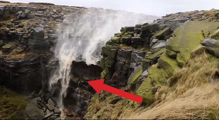 Incredible waterfall blown back by strong winds: here's the curious video from the UK!
