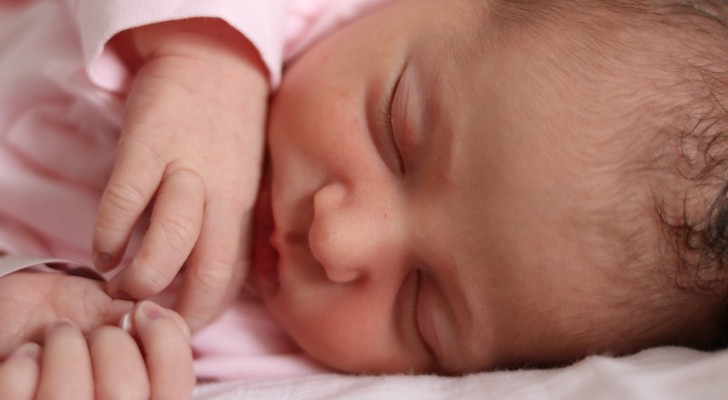 Besuche von Verwandten und Freunden bei Neugeborenen: was man unbedingt tun und was man nicht tun sollte