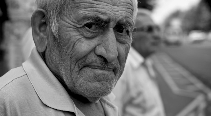 Este hombre se quedó durante 84 años en la misma empresa convirtiéndose en un modelo de dedicación total a su trabajo