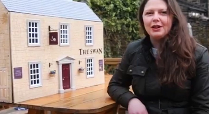 Sie braucht über 300 Stunden, um eine Miniaturreplik ihres Pubs zu bauen: „Ich habe mich im Lockdown gelangweilt“