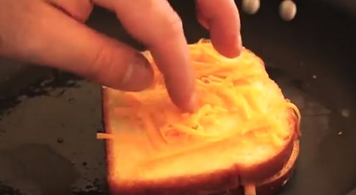 Pain, beurre et fromage: une recette super simple pour un résultat exquis!