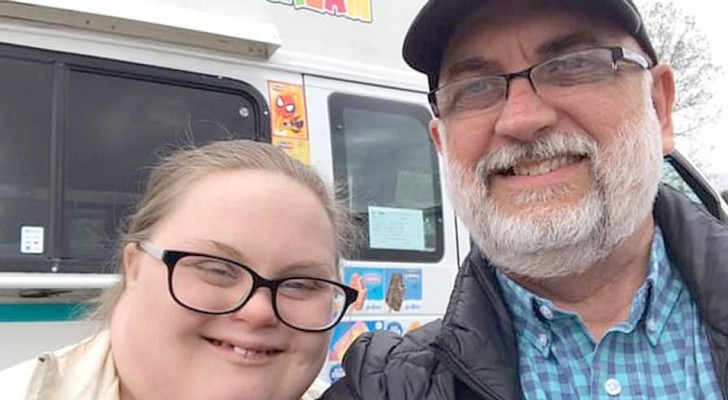Ele compra um caminhão de sorvete para fazer seus dois filhos com síndrome de Down trabalharem
