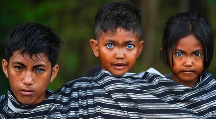 Brincadeiras da genética: quase todos nesta tribo indonésia têm lindos olhos azuis