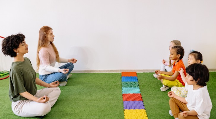 Una scuola elementare non punisce i bambini ma li invita a praticare la meditazione: la curiosa iniziativa