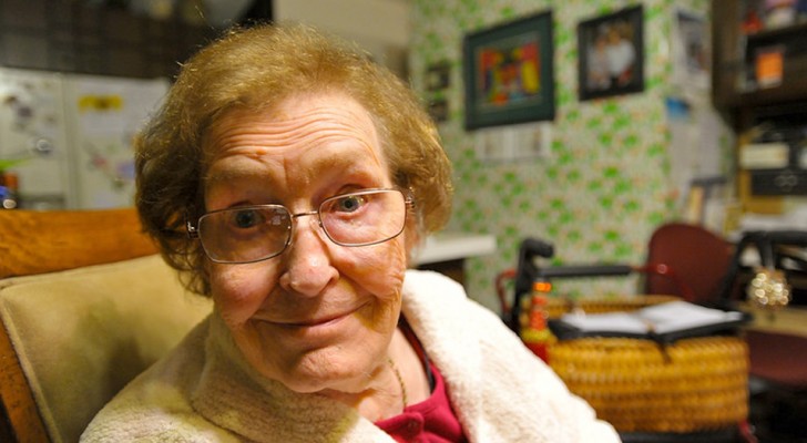 Ze wordt 107 jaar en onthult haar geheim van een lang leven: "Ik drink een blikje bier per dag"