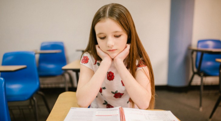 Bullied daughter snaps and reacts violently towards her bully and her father is proud of her: this is very controversial