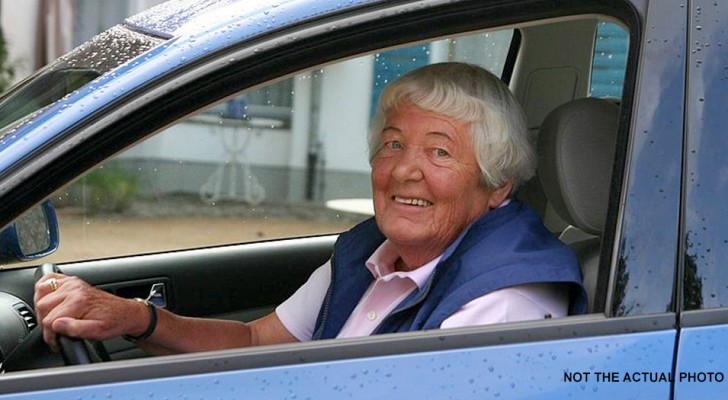 At 73, she works 8 hours a day as a taxi driver: 