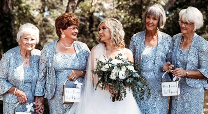 Bruid vraagt ​​haar 4 grootmoeders om op te treden als "bloem bruidsmeisjes" en bloemblaadjes te verspreiden als ze voorbij loopt
