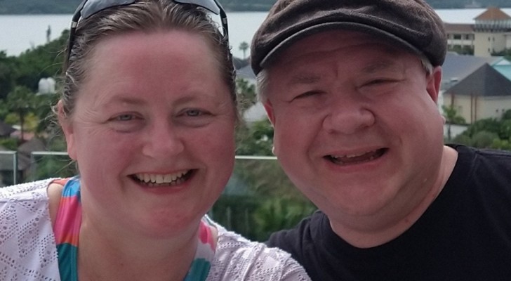 Un couple décide de prendre sa retraite et de déménager à bord d'un bateau de croisière : 