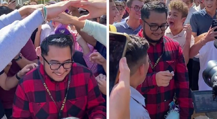 Students surprise their teacher by giving him a car: 
