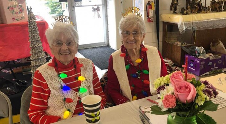 Två tvillingar firar sin 100-års dag: 