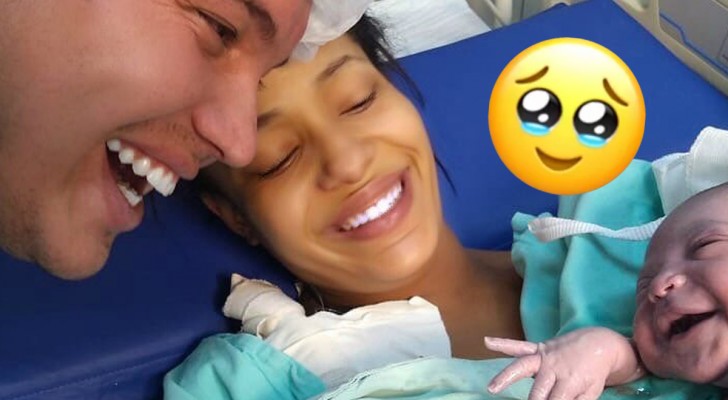 Newborn hears her dad's voice for the first time and gives him a smile that dazzled the web