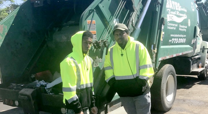 Young man works as a trash collector to pay for his studies: years later, he manages to realize his dream
