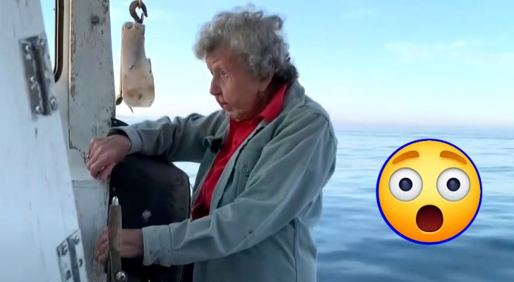 Deze vrouw is 101 jaar en is niet te stoppen: ze vist al 90 jaar op kreeft (+ VIDEO)