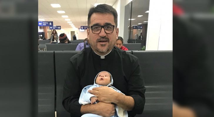 A child with Down Syndrome is abandoned: a priest steps forward to adopt him