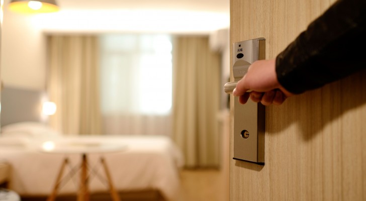 4 Gegenstände in Hotelzimmern, die Sie laut Insidern niemals benutzen sollten