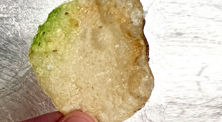 Varför är vissa potatischips grönfärgade? Nu vet vi om de är ätbara eller inte