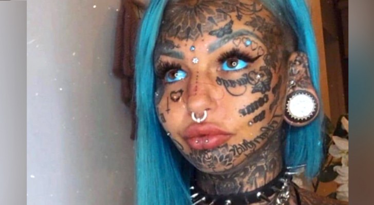 Den här kvinnan blev blind efter att ha låtit tatuera sina ögonglober blåa