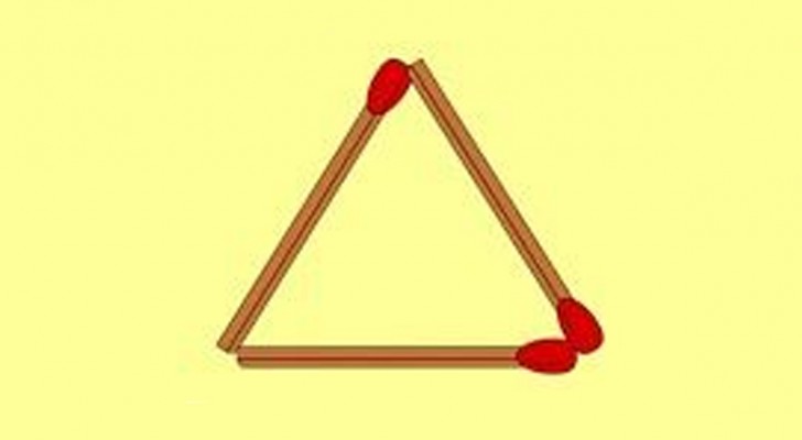 Gioco rompicapo: forma un quadrato perfetto muovendo un solo fiammifero