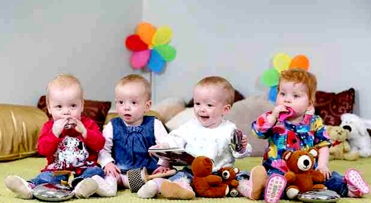 Quattro gemelle lasciano i genitori senza parole per la loro spettacolare nascita