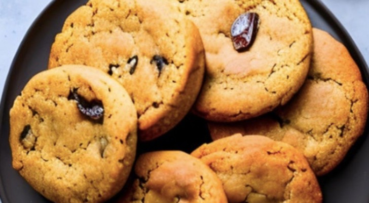 Biscotti dietetici realizzati con 3 ingredienti: hanno solo 75 kcal