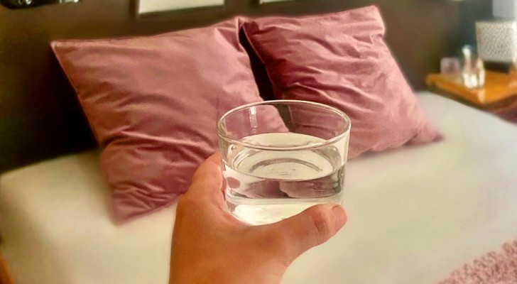 Glass of water tip: how to cool a house without air conditioners