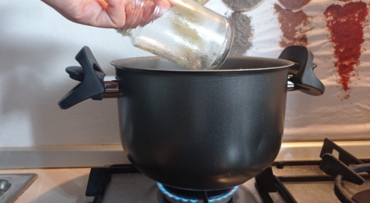 Stérilisez les petits pots en verre en quelques minutes avec ces 3 méthodes rapides 