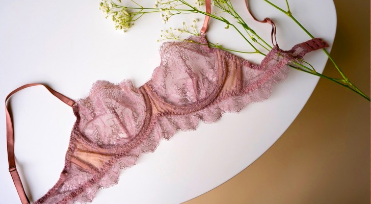 How often should your bras be washed? Let's find out