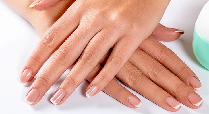 Varför växer naglarna på händerna snabbare än de på fötterna? Experterna förklarar