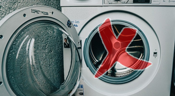 Cosa non mettere in lavatrice: questi oggetti la distruggono