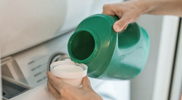 Comment fabriquer une eau de Javel douce pour une lessive propre