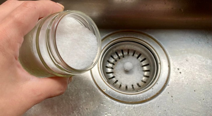 Évier bouché ? L'acide citrique est la solution la plus efficace